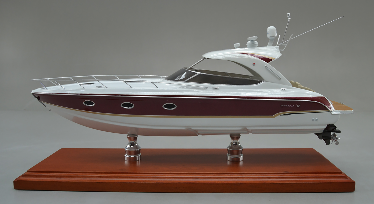 SD Model Makers > Custom Power & Sail Boat Models > Custom Power Boat Models