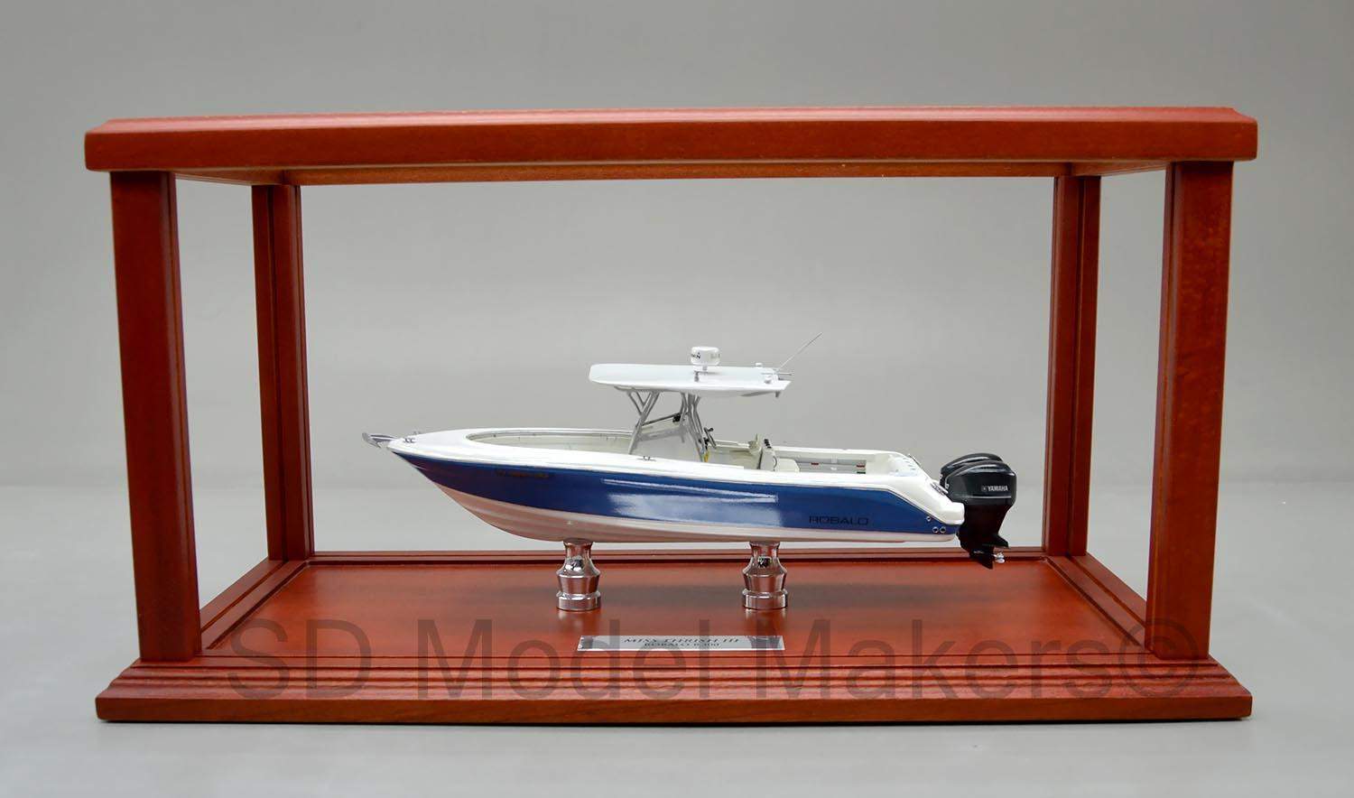 Center Console FISHING BOAT HO Scale Detailed Boat Kit