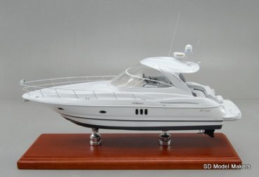 Cruiser Yachts 420 - 18 Inch Model