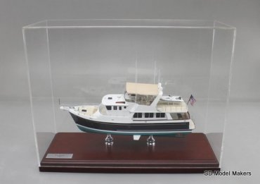 Selene 57 Trawler - 14 Inch Model