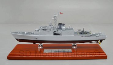 Iroquois Class Destroyer Models