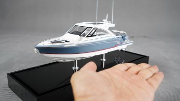 Formula yacht model