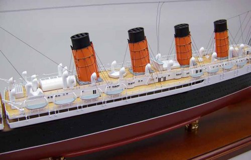 RMS Mauretania Models