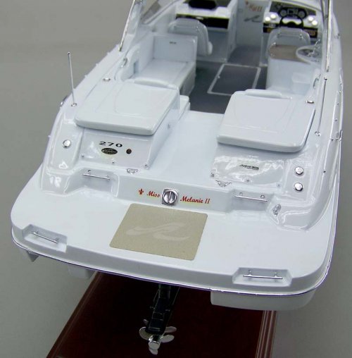 Sea Ray SLX 270 - 24 Inch Model