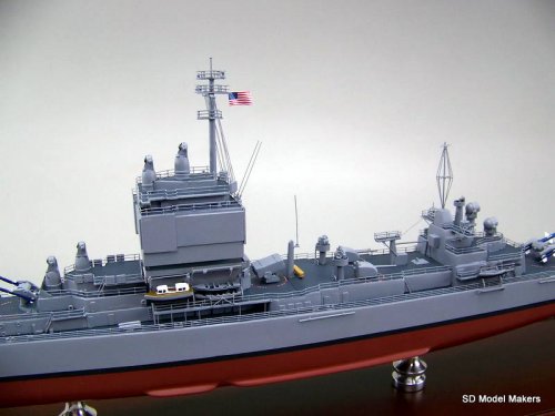 Long Beach Class Guided Missile Cruiser Models