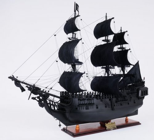 Black Pearl Pirate Ship - In Stock