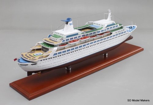 MS Pacific Princess (The Love Boat) Models