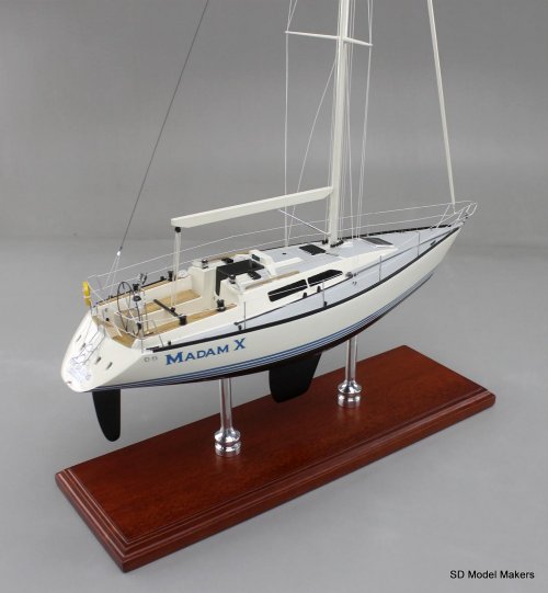 x yacht replica model