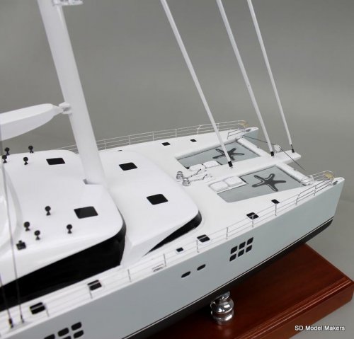 Sunreef 102 Catamaran - 24 Inch Model