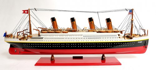 RMS Titanic Medium - In Stock