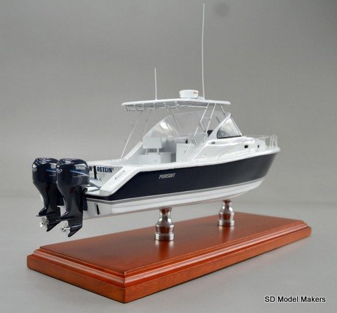 pursuit boat scale model