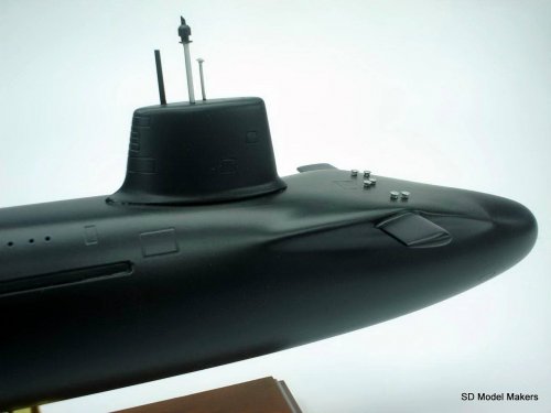 Ballistic Missile Submarine 3D printed model kit 750 mm 1:200 HMS Vanguard S28