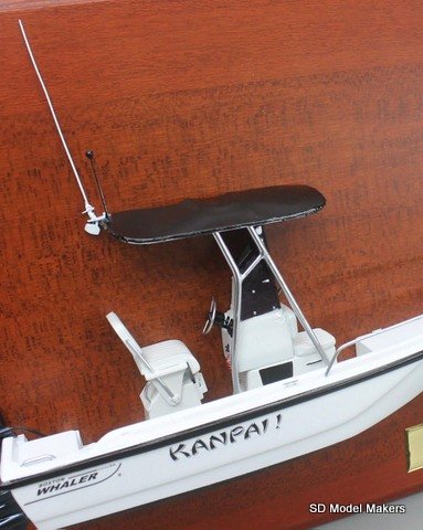 Boston Whaler Outrage 19 Detailed Half Hull Model - 12 Inch