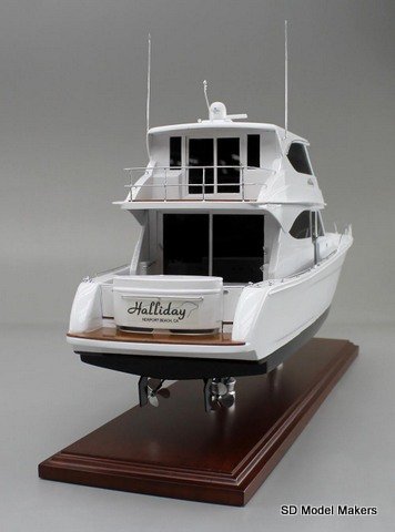 Martimo yacht replica model