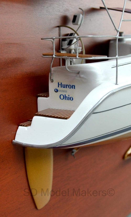 Hunter 41 Detailed Half Hull Model - 18