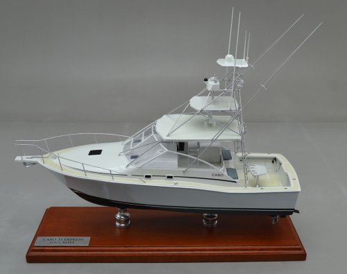 sport fishing boat scale model
