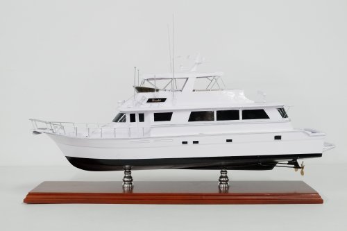 Hatteras yacht scale model
